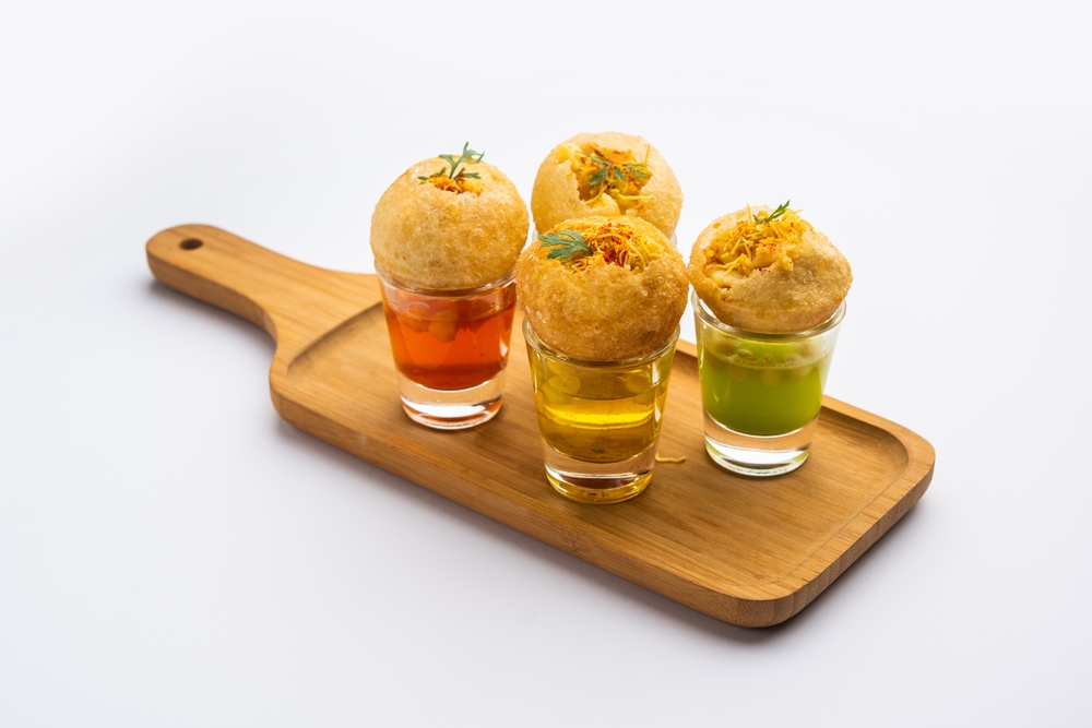Panipuri,Shot,Or,Golgappa,Shots,,Different,Flavours,Of,Water,Served